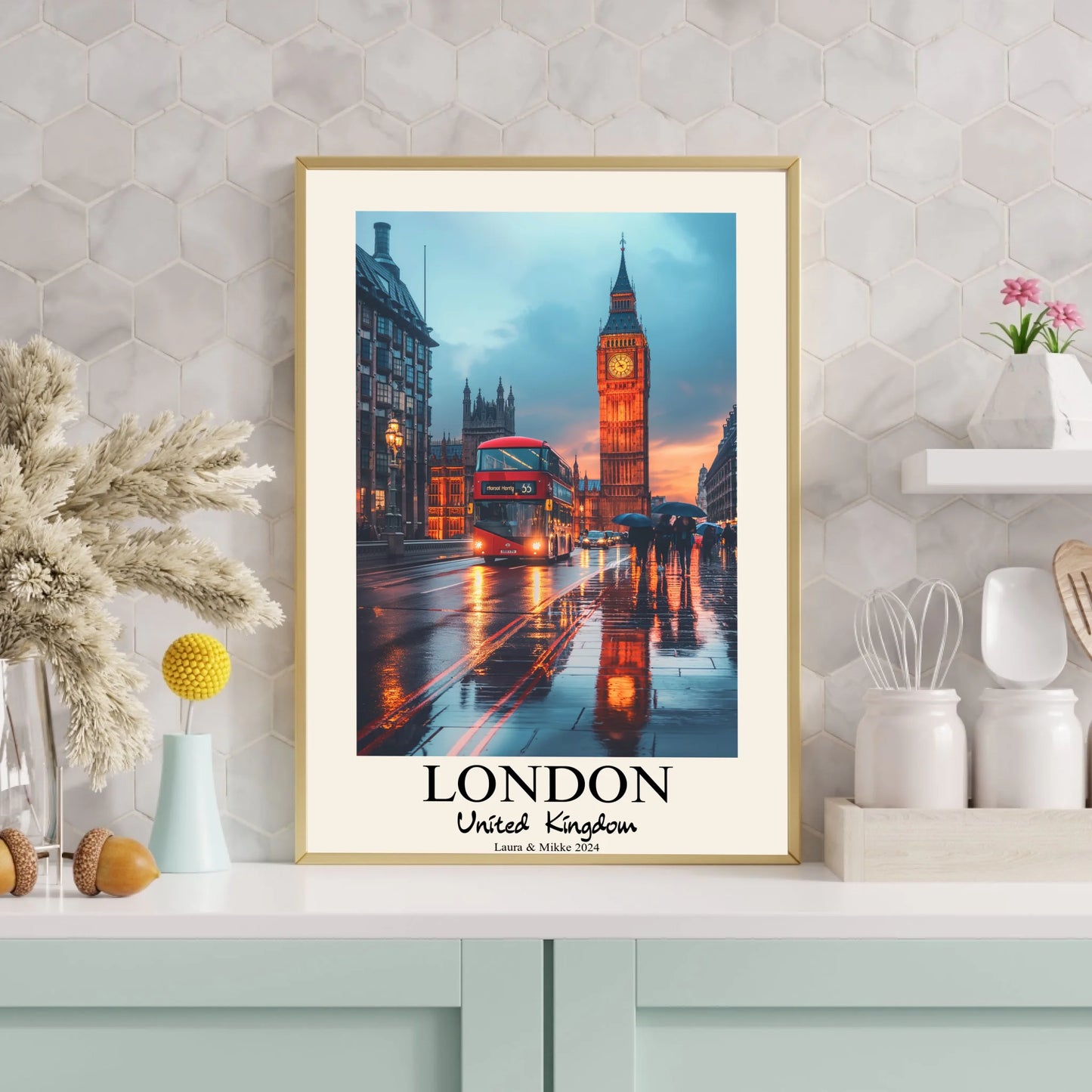 White and Cream Minimalist Photo Frame Mockup Instagram Post (3000 x 3000 px)