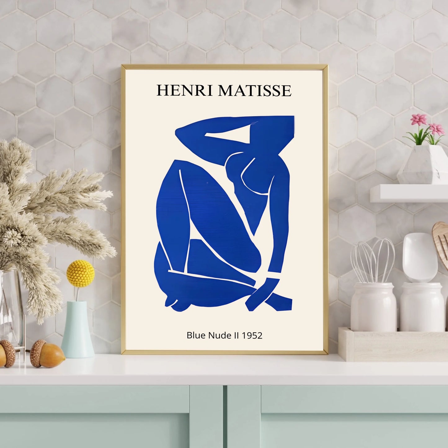 White and Cream Minimalist Photo Frame Mockup Instagram Post (3000 x 3000 px)